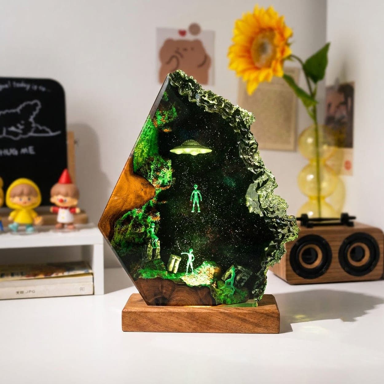 UFO Abduction Alien Diorama Epoxy Resin Night Light