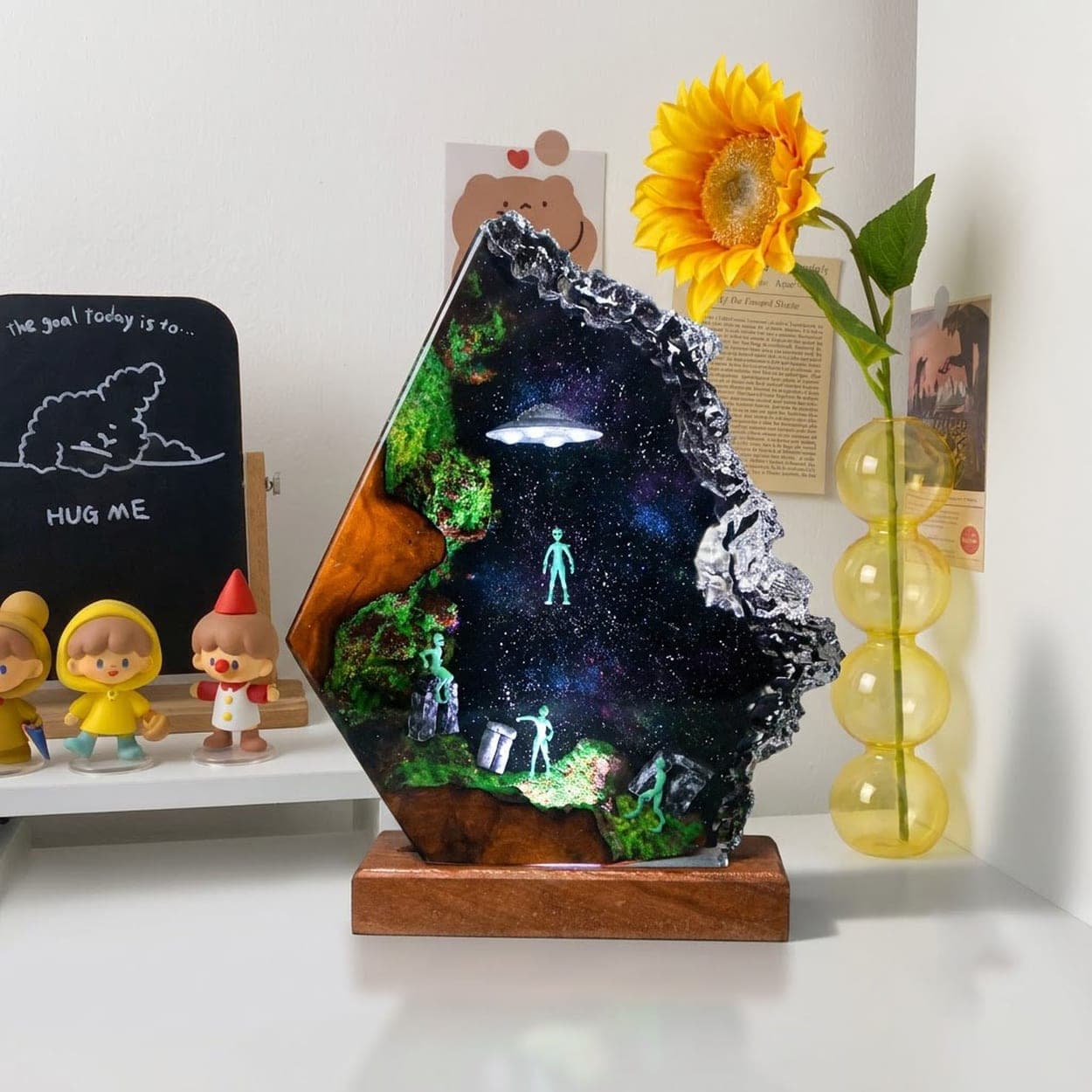 UFO Abduction Alien Diorama Epoxy Resin Night Light