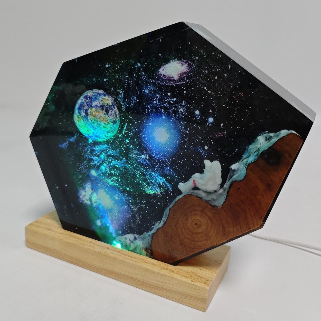 Lost in Space Astronaut Epoxy Resin Night Light