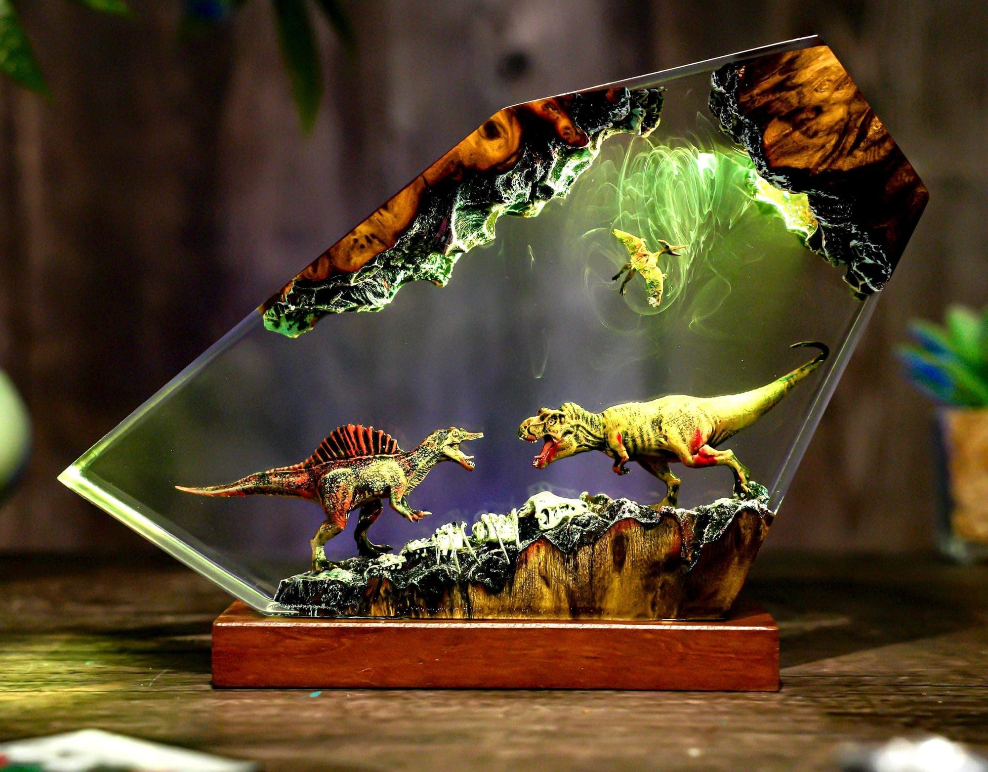 T-Rex vs Spinosaurus Dinosaur Battle Resin Night Light