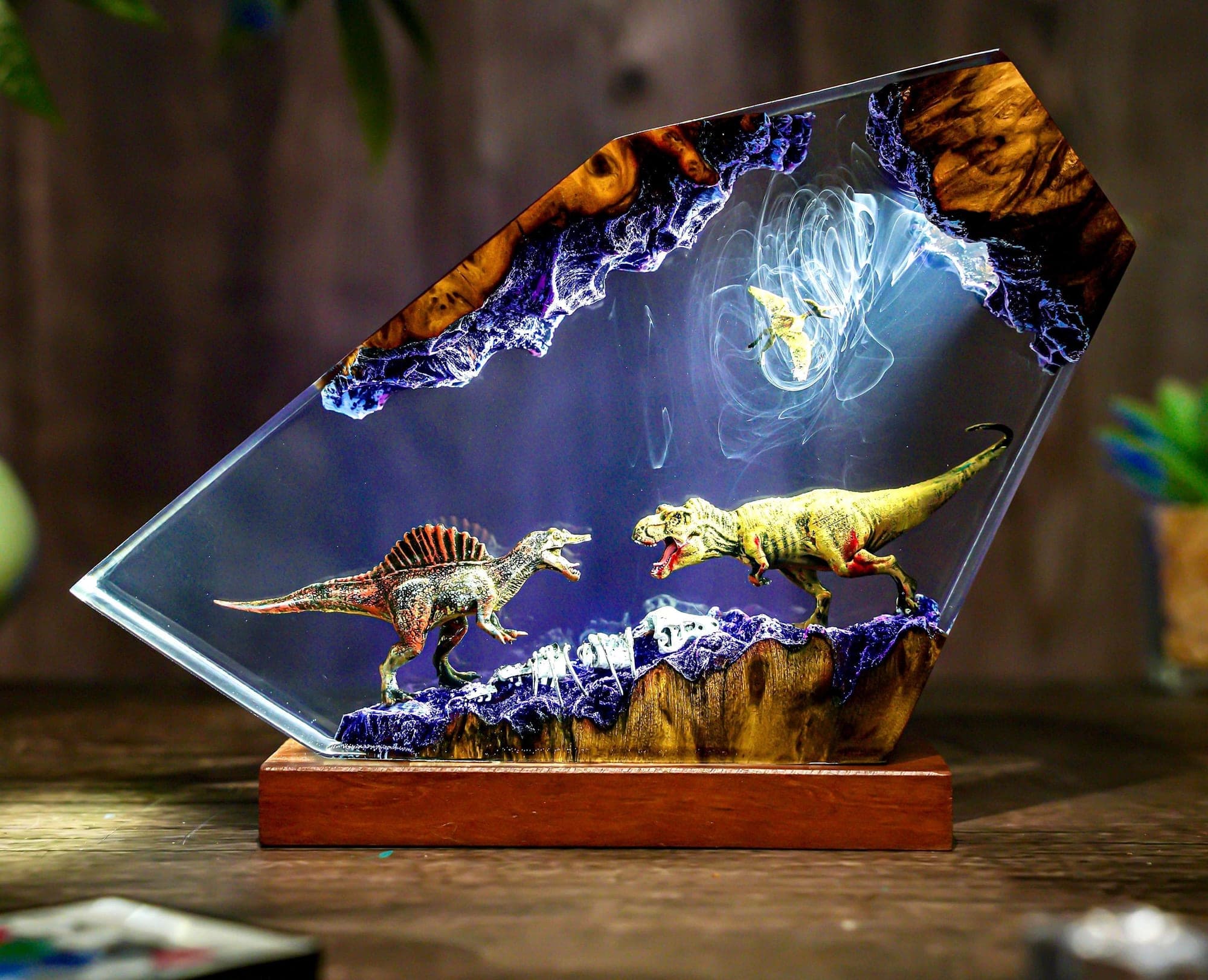 T-Rex vs Spinosaurus Dinosaur Battle Resin Night Light