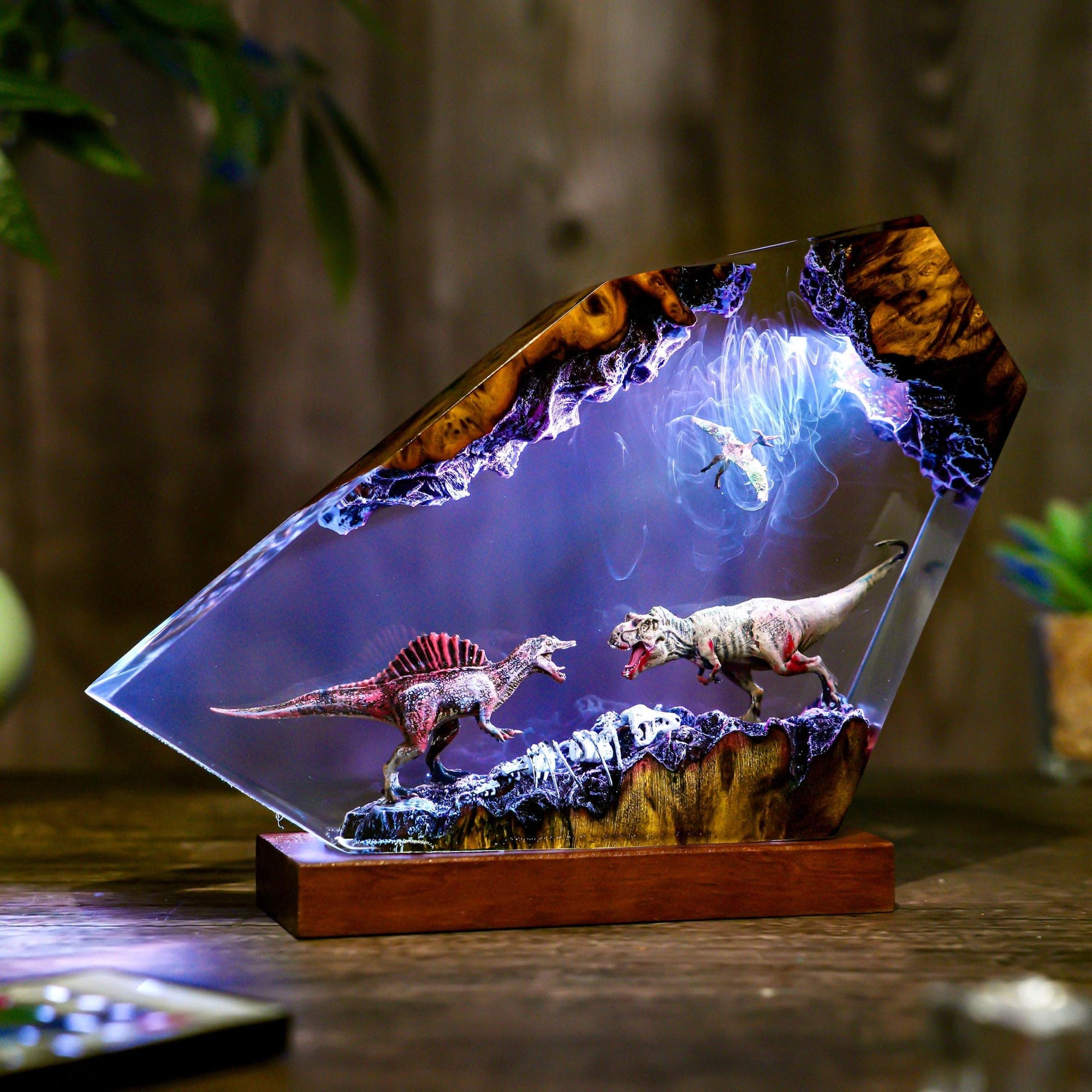 T-Rex vs Spinosaurus Dinosaur Battle Resin Night Light
