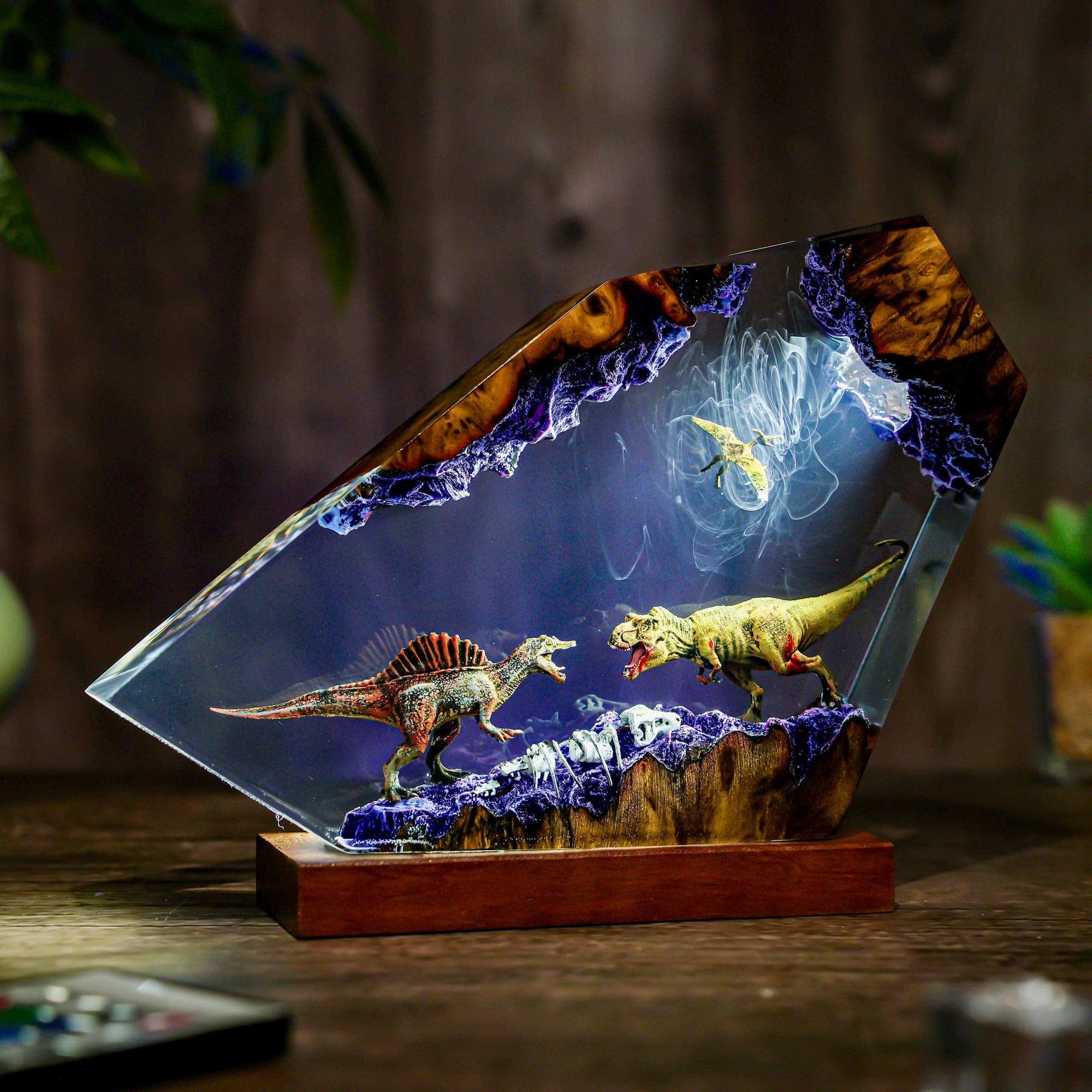 T-Rex vs Spinosaurus Dinosaur Battle Resin Night Light
