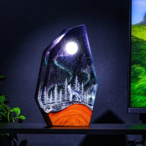 Aurora Borealis HUSKY Resin Lamp
