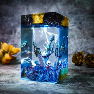 Kratos Blades of Chaos Resin Lamp 1